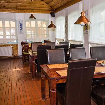 ötösfogat Panzió Bed and breakfast Siófok