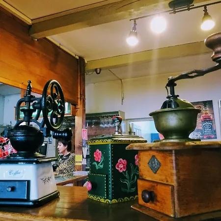 ötösfogat Panzió Bed and breakfast 3*