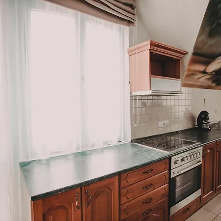 ötösfogat Panzió Siófok