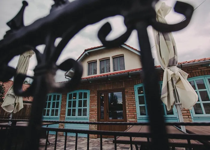 ötösfogat Panzió 3* Siófok