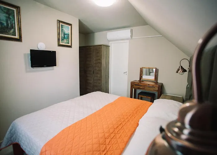 Panzió ötösfogat Panzió