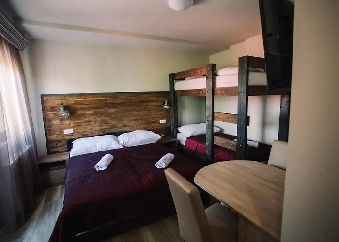 Frühstückspension Oetoesfogat Panzio 3*